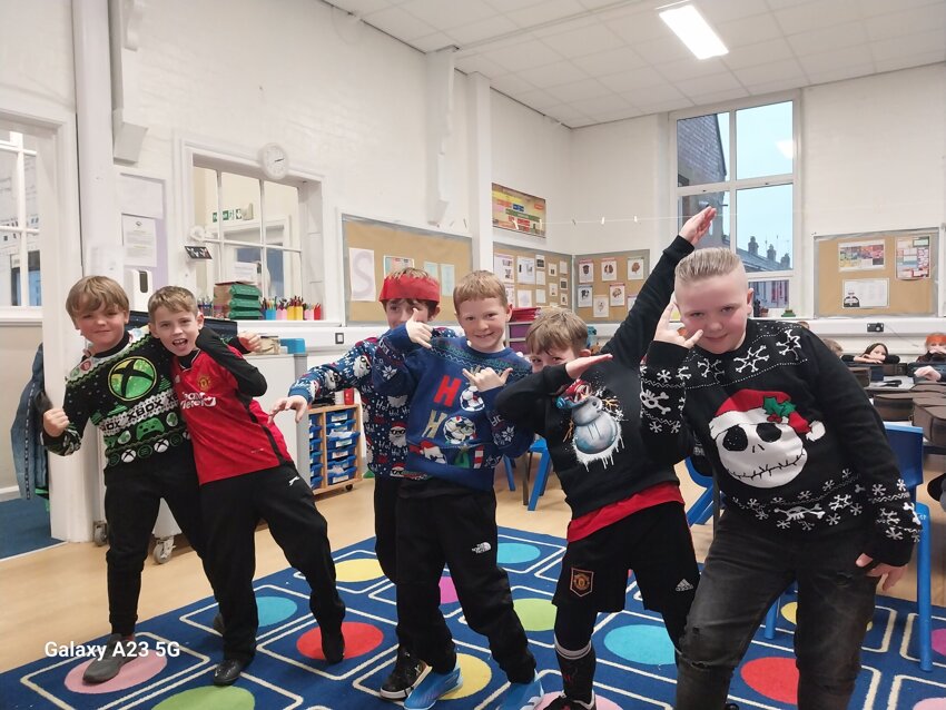 Image of Year 4 Christmas Jumpers